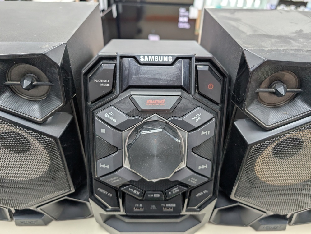 Музыкальный центр Samsung MX-J730