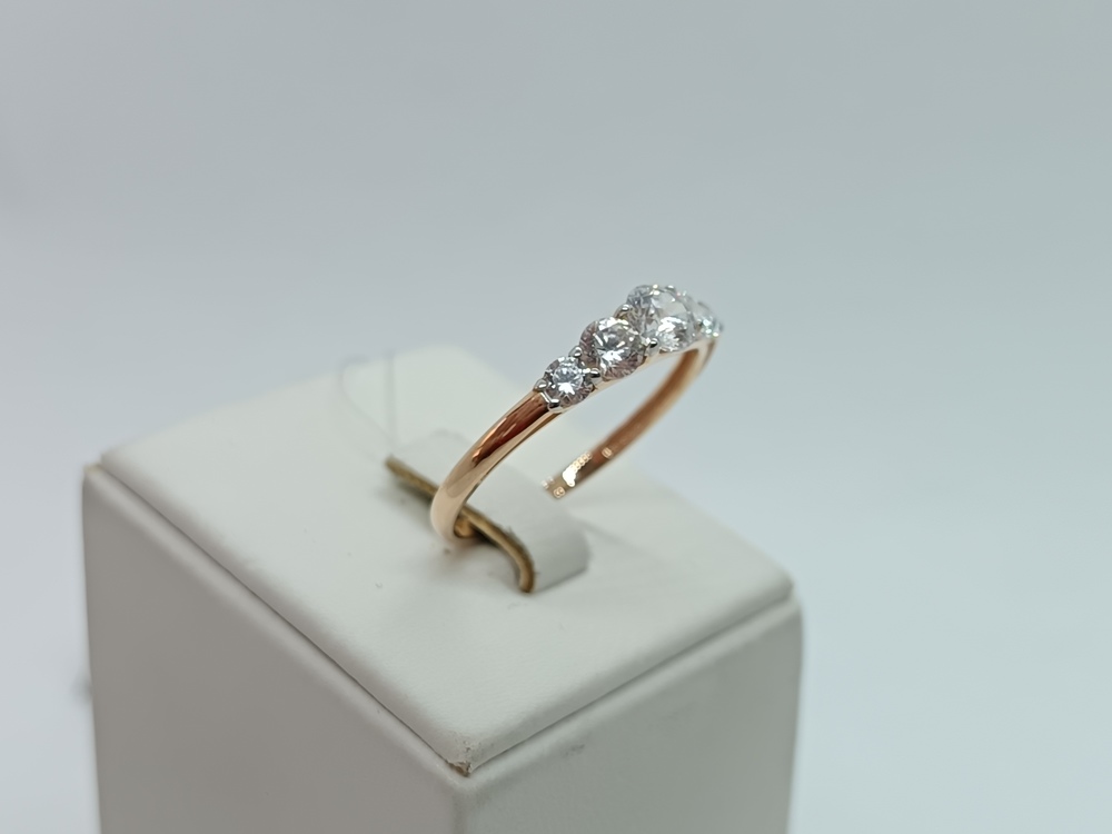 КОЛЬЦО С КАМНЯМИ (Au 585)