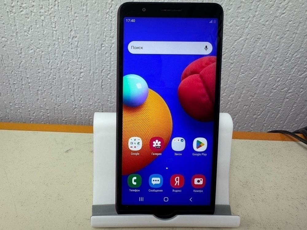 Смартфон Samsung Galaxy A01 Core 2/16