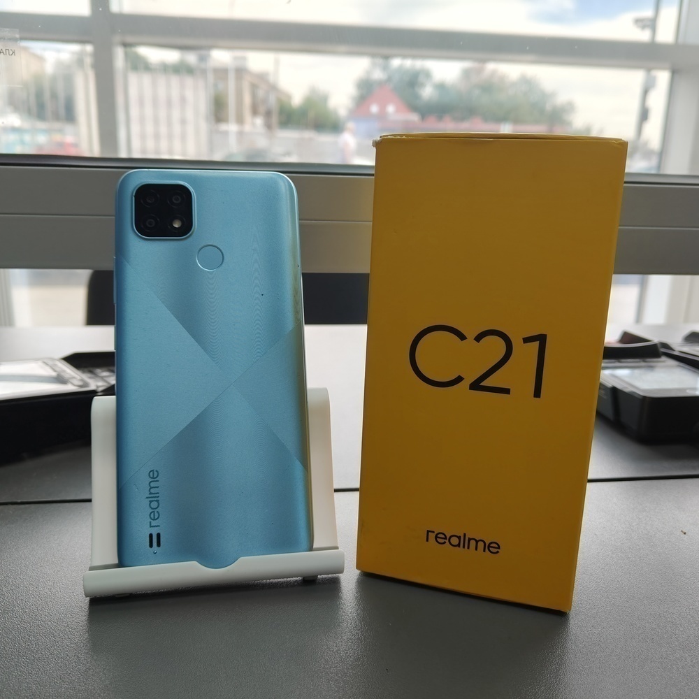 Смартфон Realme C21 3/32