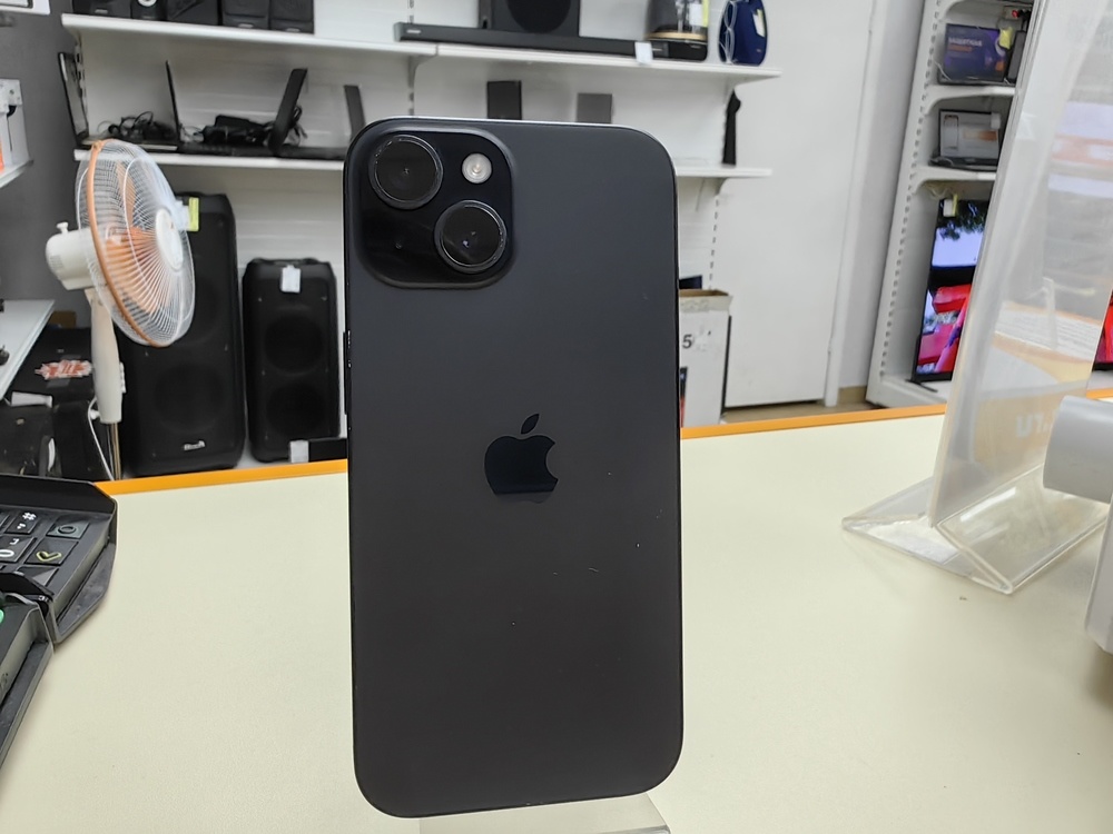 Смартфон Apple Iphone 15 128Gb