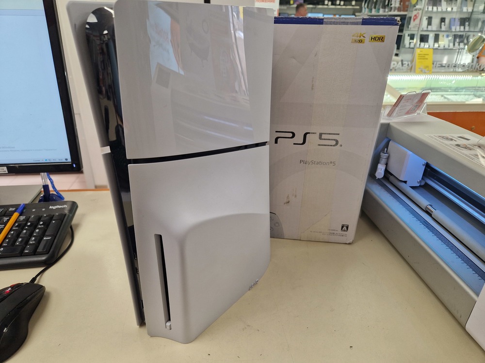 Игровая приставка PlayStation 5 Slim 1TB (С дисководом)