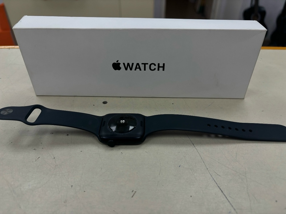 Смарт-часы Apple Watch SE 2022 44mm