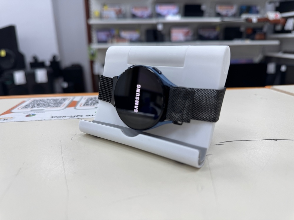 Смарт-часы Samsung Galaxy Watch 5 44mm