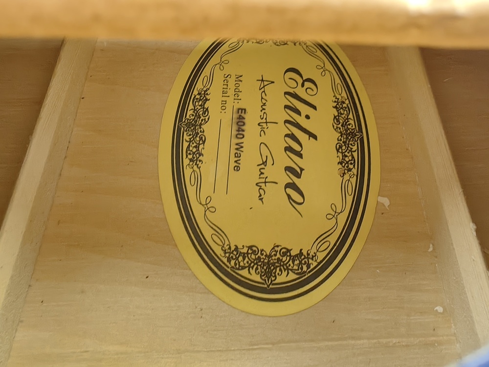 Гитара акустическая Elitaro E4040 Wave