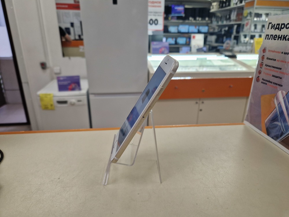 Смартфон Apple iPhone 7 32Gb