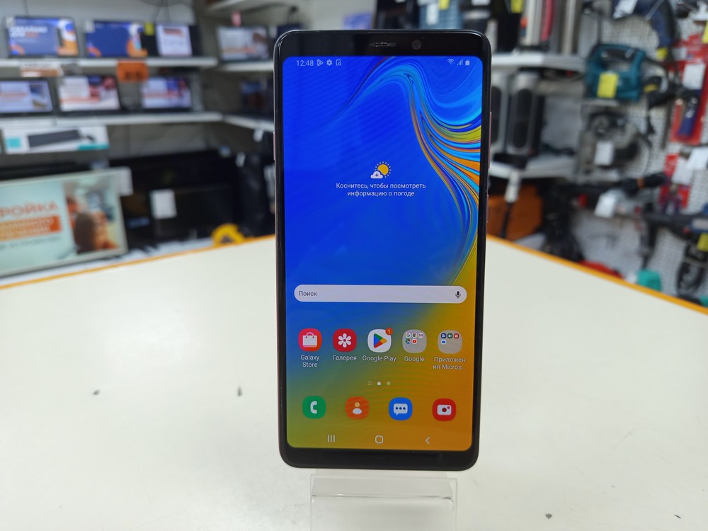 Смартфон Samsung Galaxy A9 (2018) 6/128