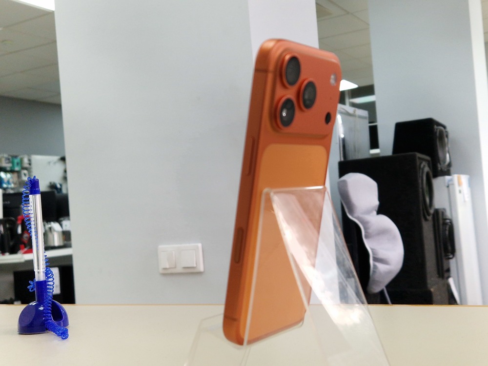 Смартфон Apple Iphone 17 Pro 256Gb