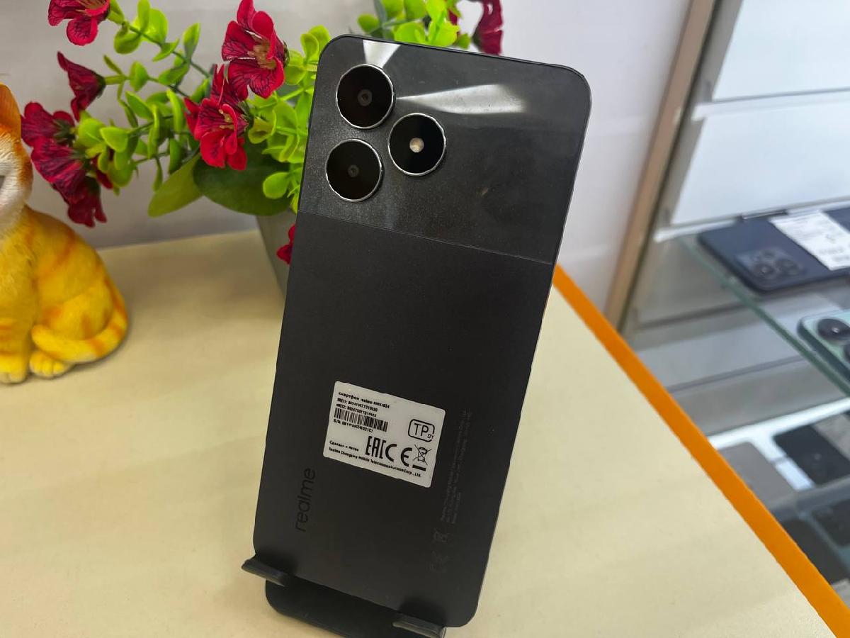 Смартфон Xiaomi Redmi 12 8/256