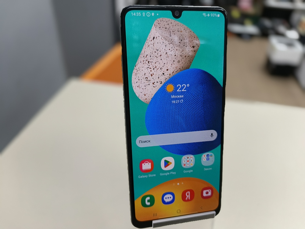 Смартфон Samsung Galaxy M32 6/128