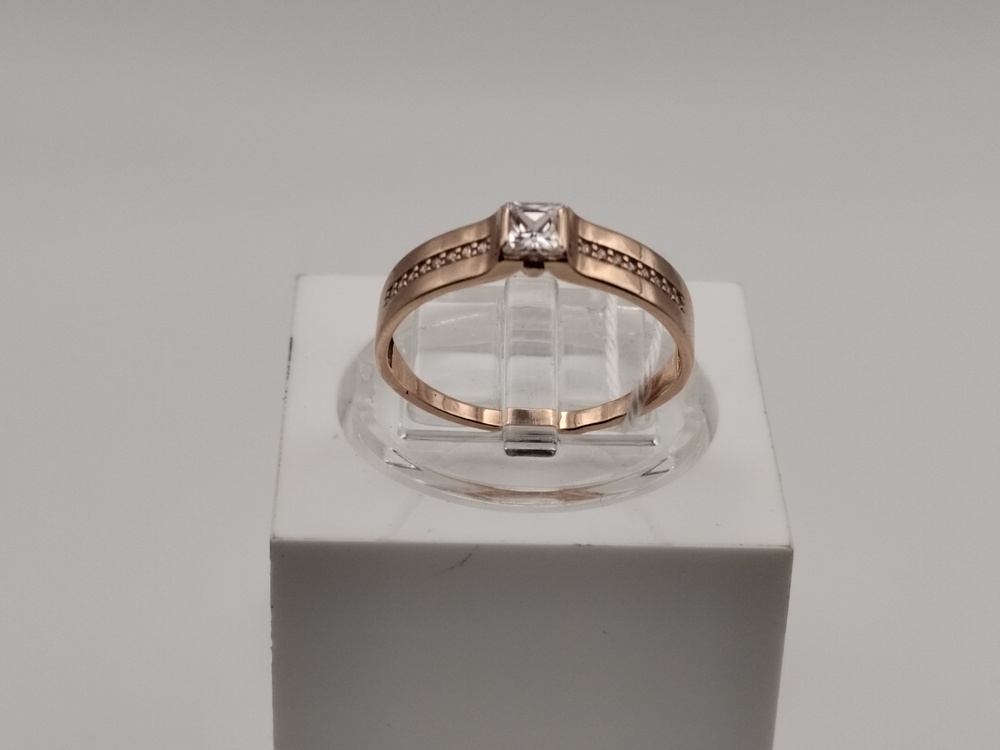 КОЛКМИ585 КОЛЬЦО С КАМНЯМИ (Au 585)