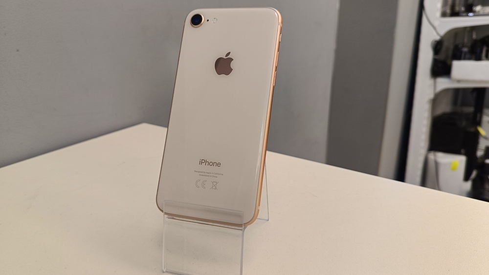 Смартфон Apple iPhone 8 64Gb