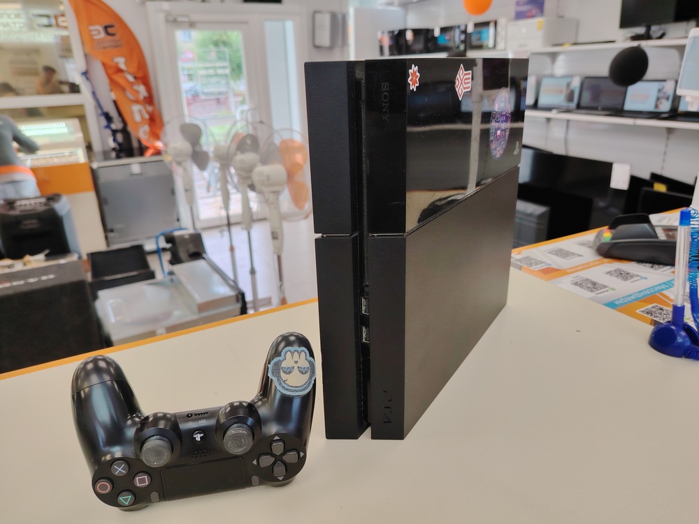 Игровая приставка PlayStation 4 FAT 500GB