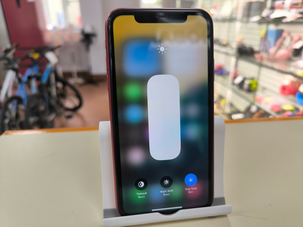 Смартфон Apple iPhone 11 64Gb