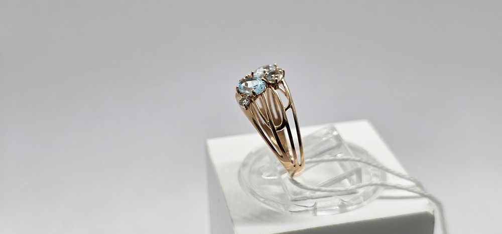 КОЛКМИ585 КОЛЬЦО С КАМНЯМИ (Au 585)