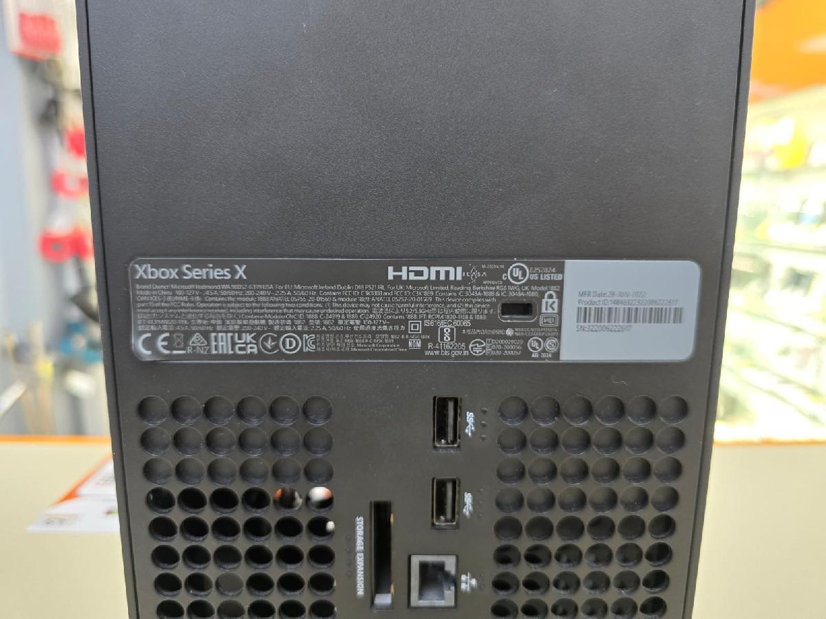 Игровая приставка Xbox Series X 1Tb
