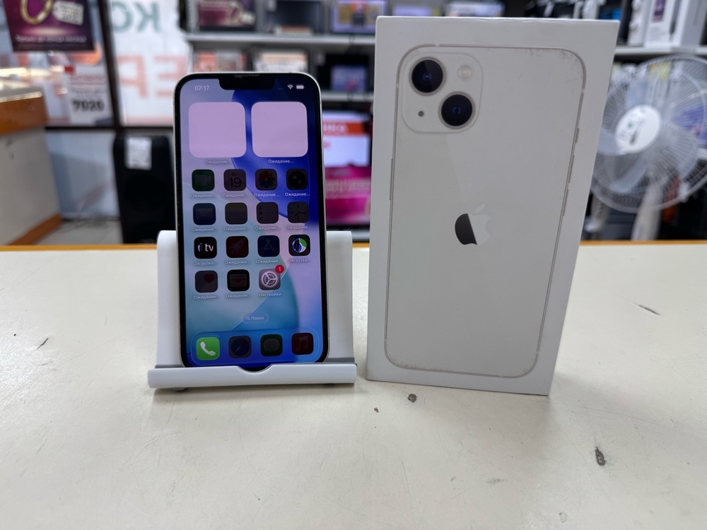 Смартфон Apple iPhone 13 128Gb