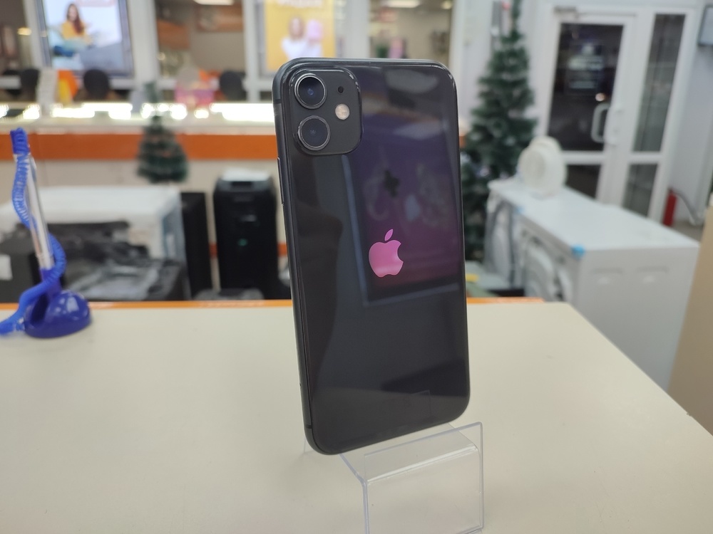 Смартфон Apple iPhone 11 64Gb