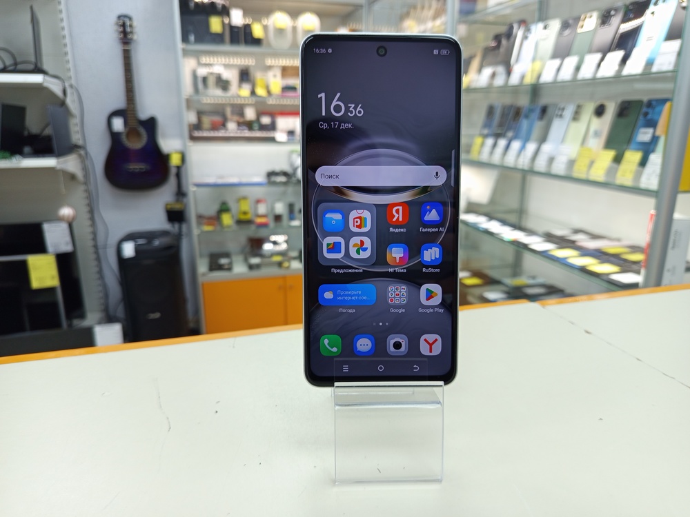 Смартфон Tecno SPARK 30 8/128