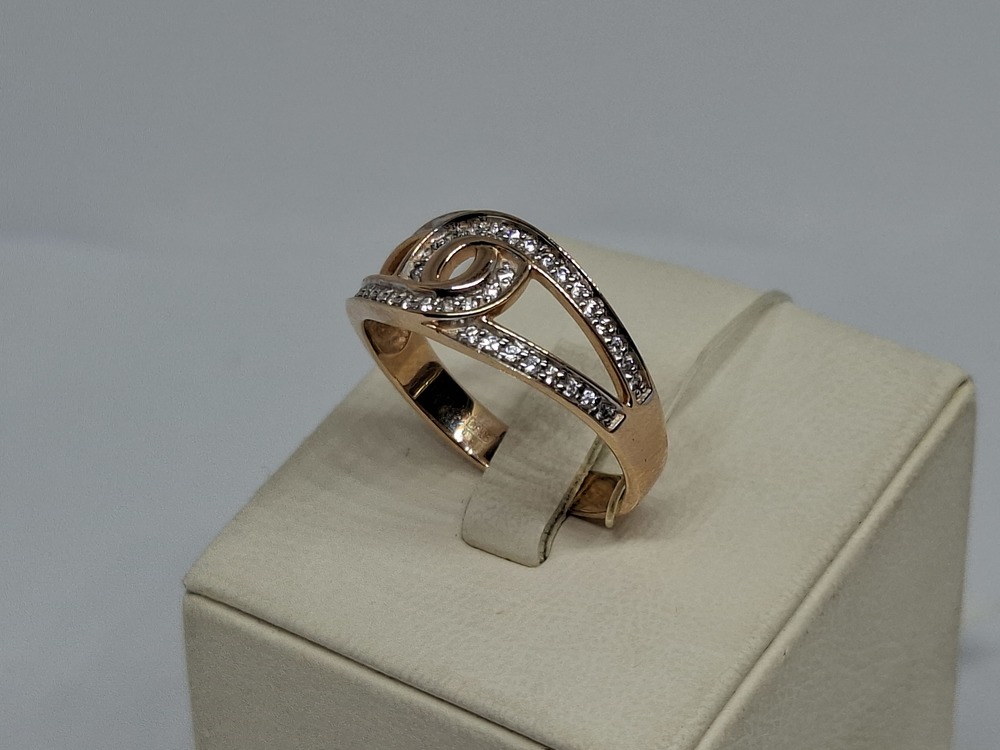 КОЛЬЦО С КАМНЯМИ (Au 585)