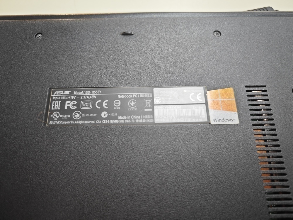 Ноутбук ASUS; A8-7410, AMD Radeon (TM) Graphics, 4 Гб, Нет, 1 Tb