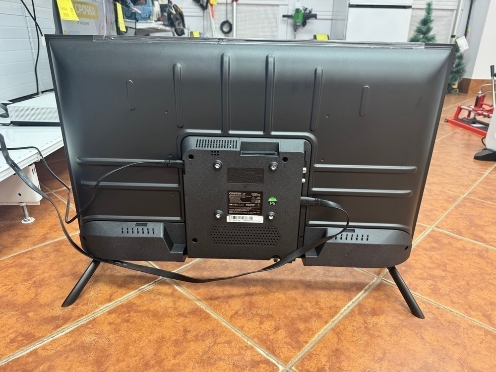 LED Телевизор Centek CT-8832 SM