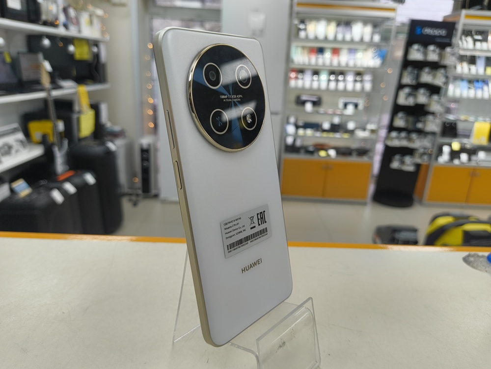 Смартфон Huawei Nova 13i 8/128