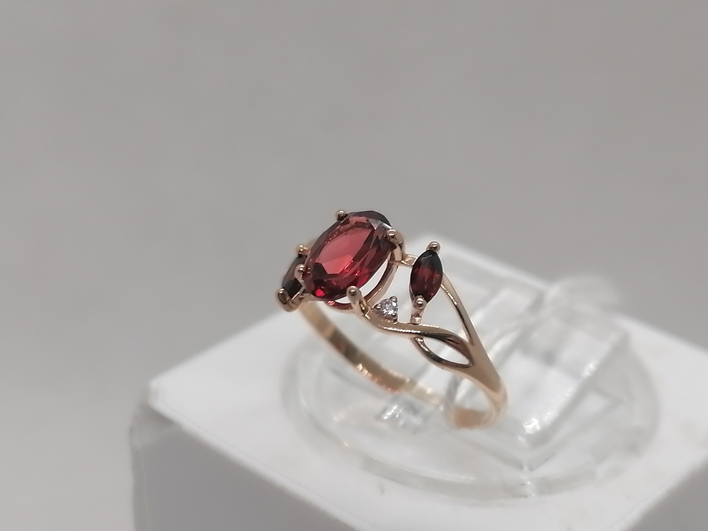 КОЛКМИ585 КОЛЬЦО С КАМНЯМИ (Au 585)