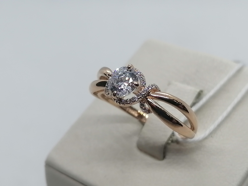 КОЛЬЦО С КАМНЯМИ (Au 585)