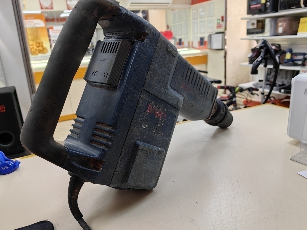 Отбойный молоток Bosch GSH 11E