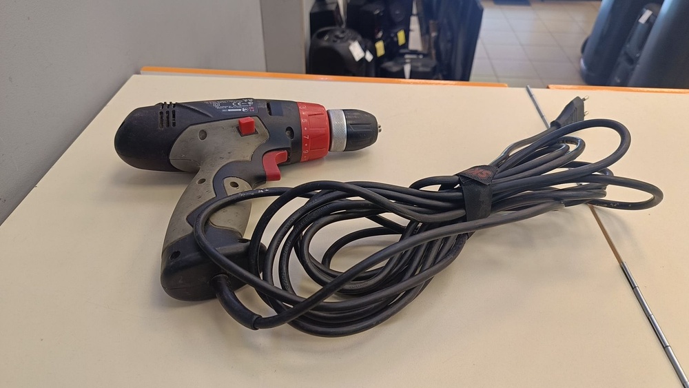 Дрель-безударная Skil F01561110