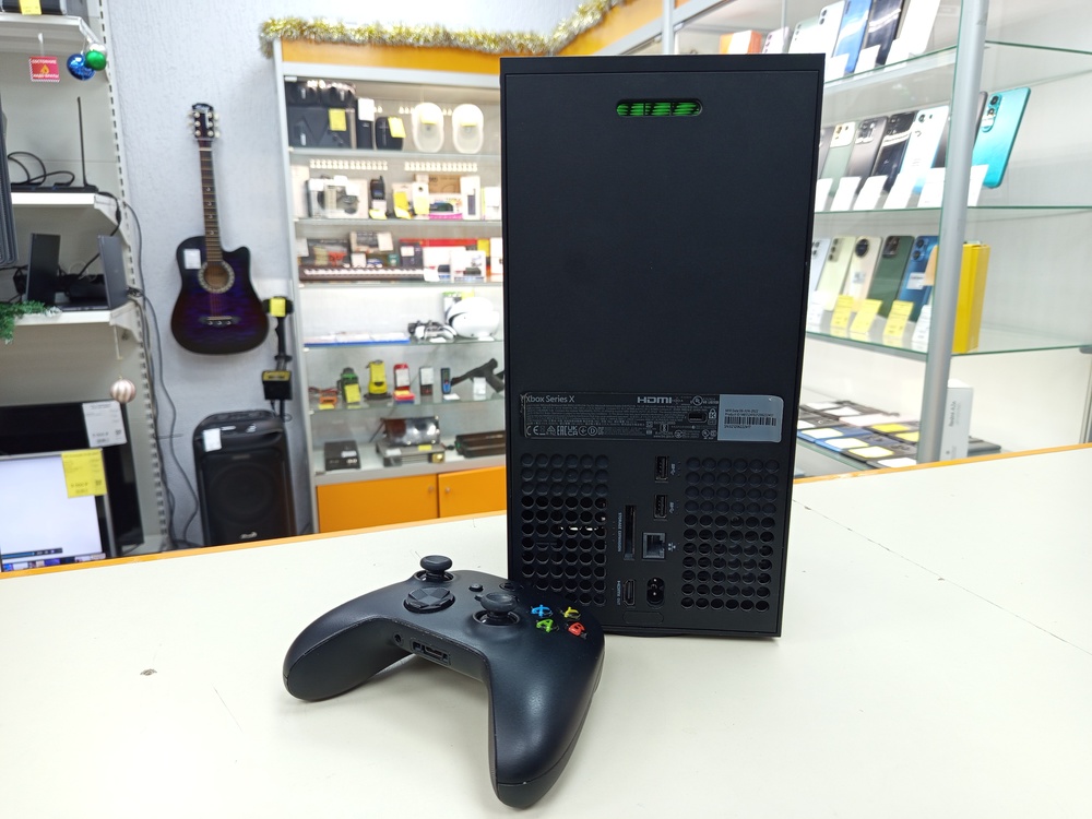 Игровая приставка Xbox Series X 1Tb
