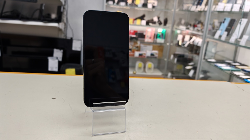 Смартфон Apple iPhone 13 128Gb