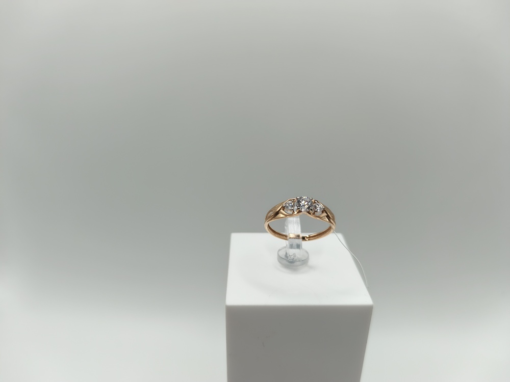 КОЛЬЦО С КАМНЯМИ (Au 585)