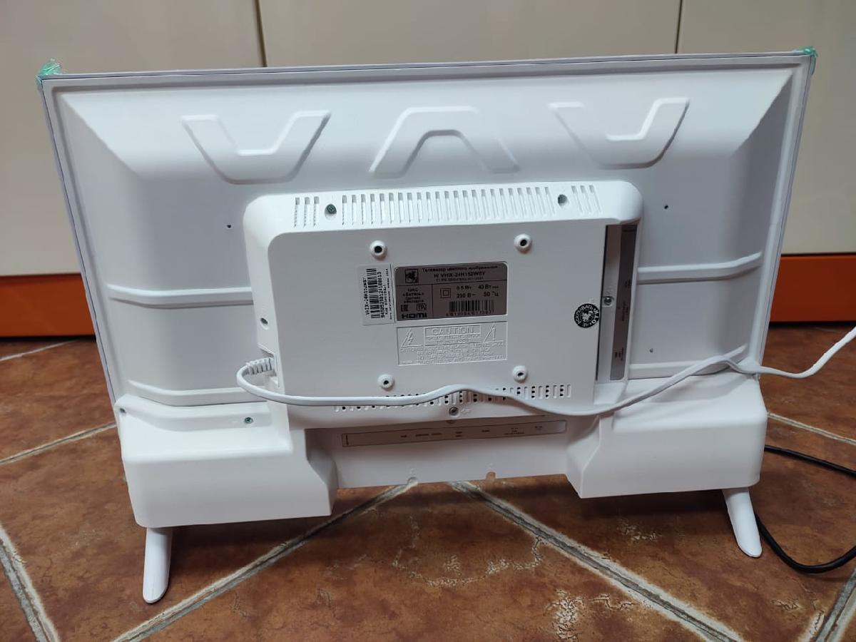 LED Телевизор HI 24H152MSY