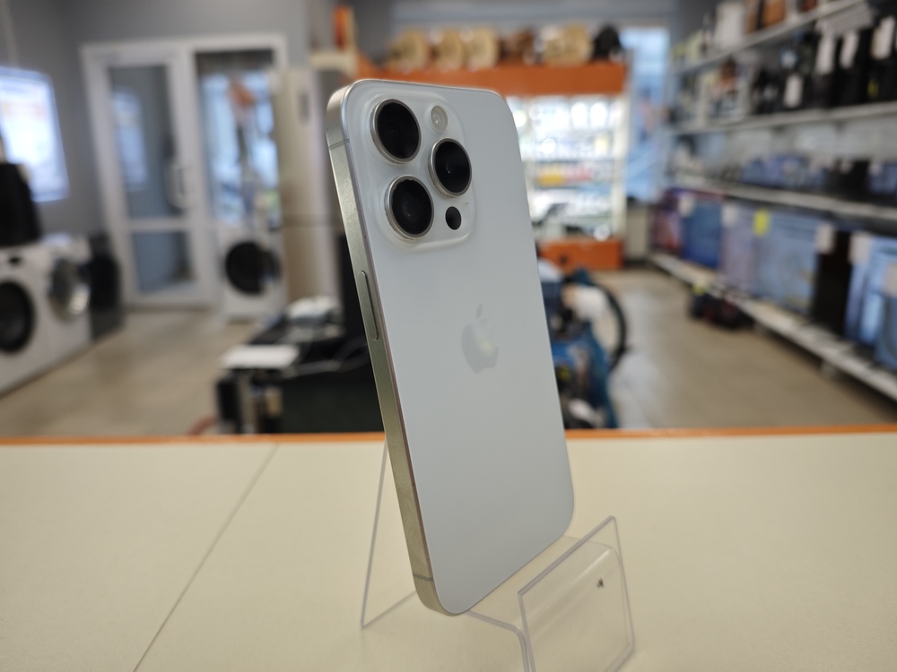 Смартфон Apple Iphone 15 Pro 128Gb