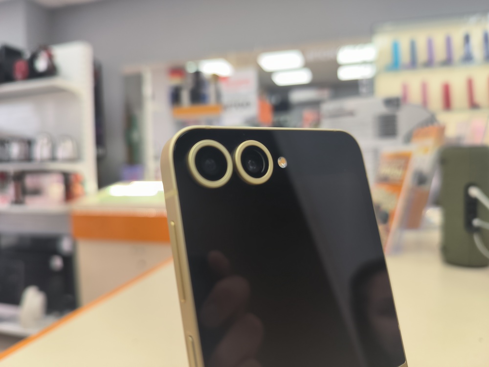 Смартфон Samsung Galaxy Z Flip 6 12Gb 512GB