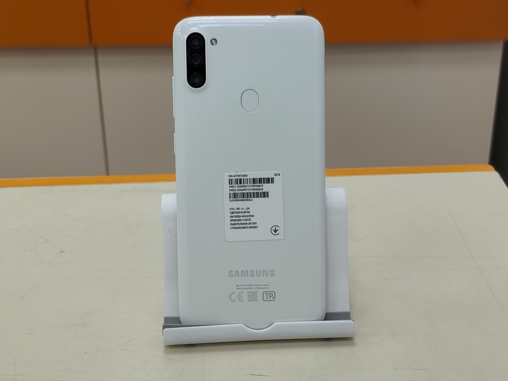 Смартфон Samsung Galaxy A11 2/32