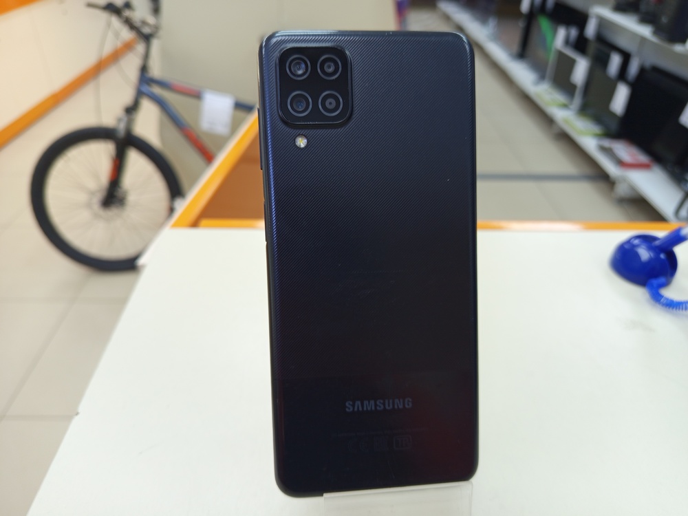 Смартфон Samsung Galaxy A12 3/32