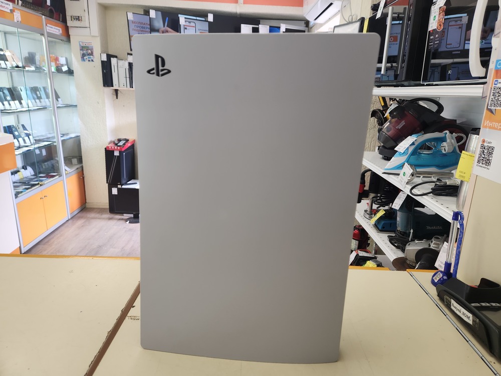 Игровая приставка PlayStation 5 825Gb (С дисководом)