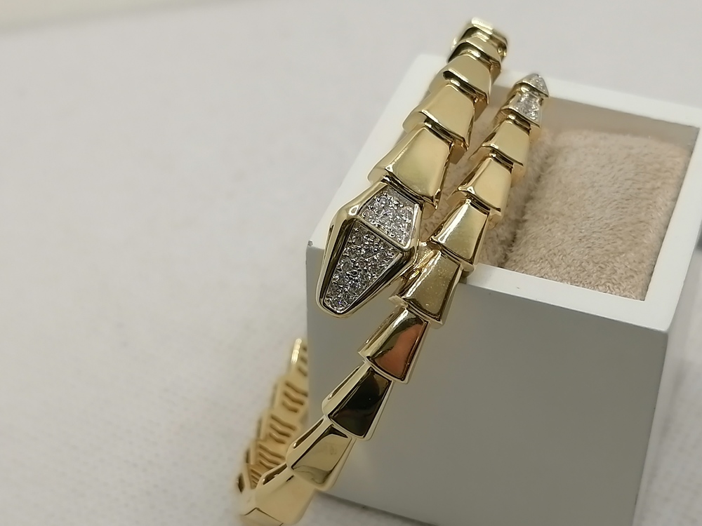 БРАСЛЕТ ЖЕСТКИЙ с камнями (Au 585)