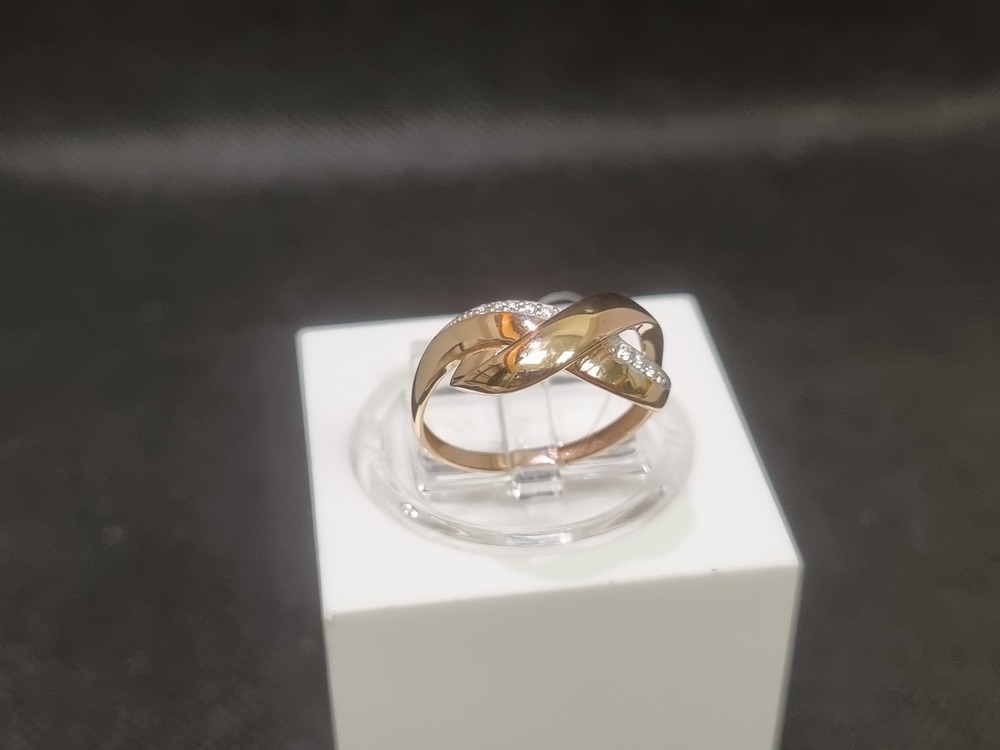 КОЛЬЦО С КАМНЯМИ (Au 585)