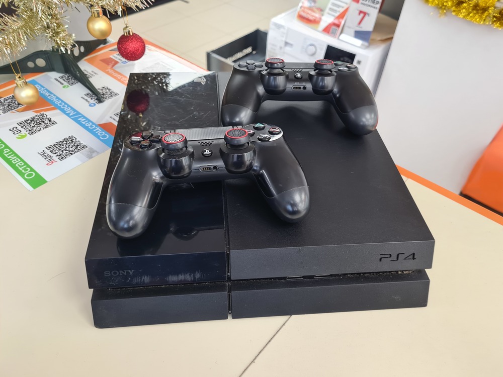 Игровая приставка PlayStation 4 FAT 500GB
