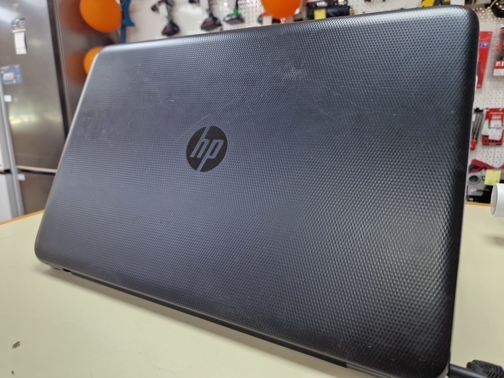 Ноутбук HP 15-ac000ur; Celeron N3050, HD Graphics, 2 Гб, 240 Гб