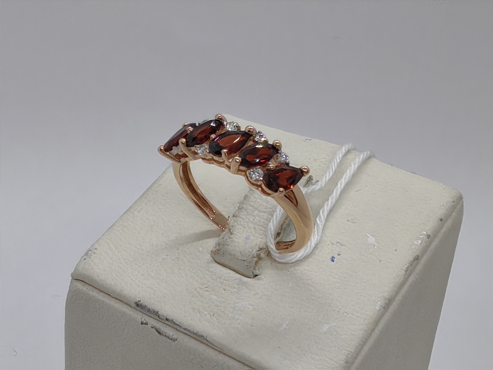 КОЛЬЦО С КАМНЯМИ (Au 585)