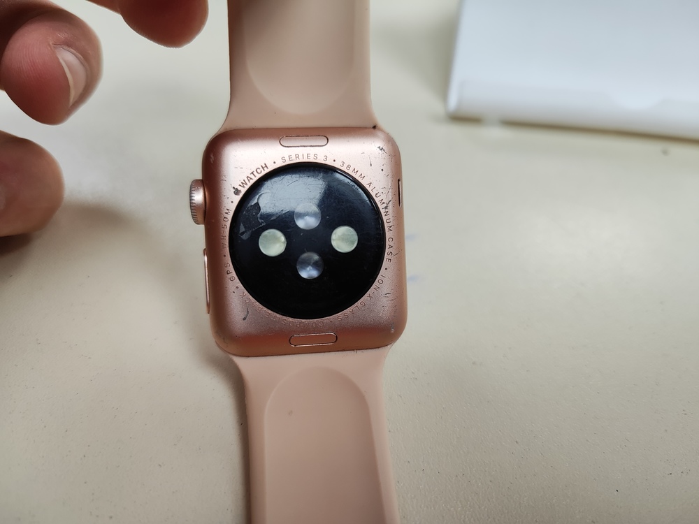 Смарт-часы Apple Watch Series 3 38 мм