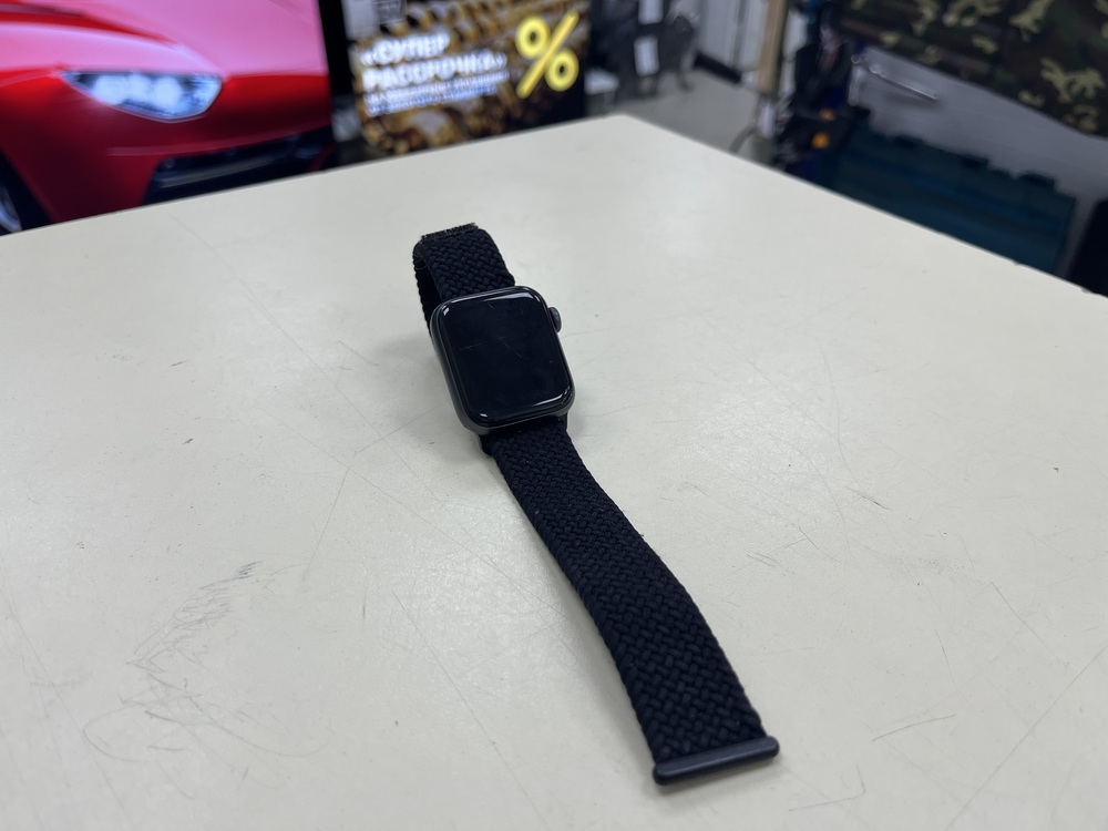 Смарт-часы Apple Watch SE 40mm