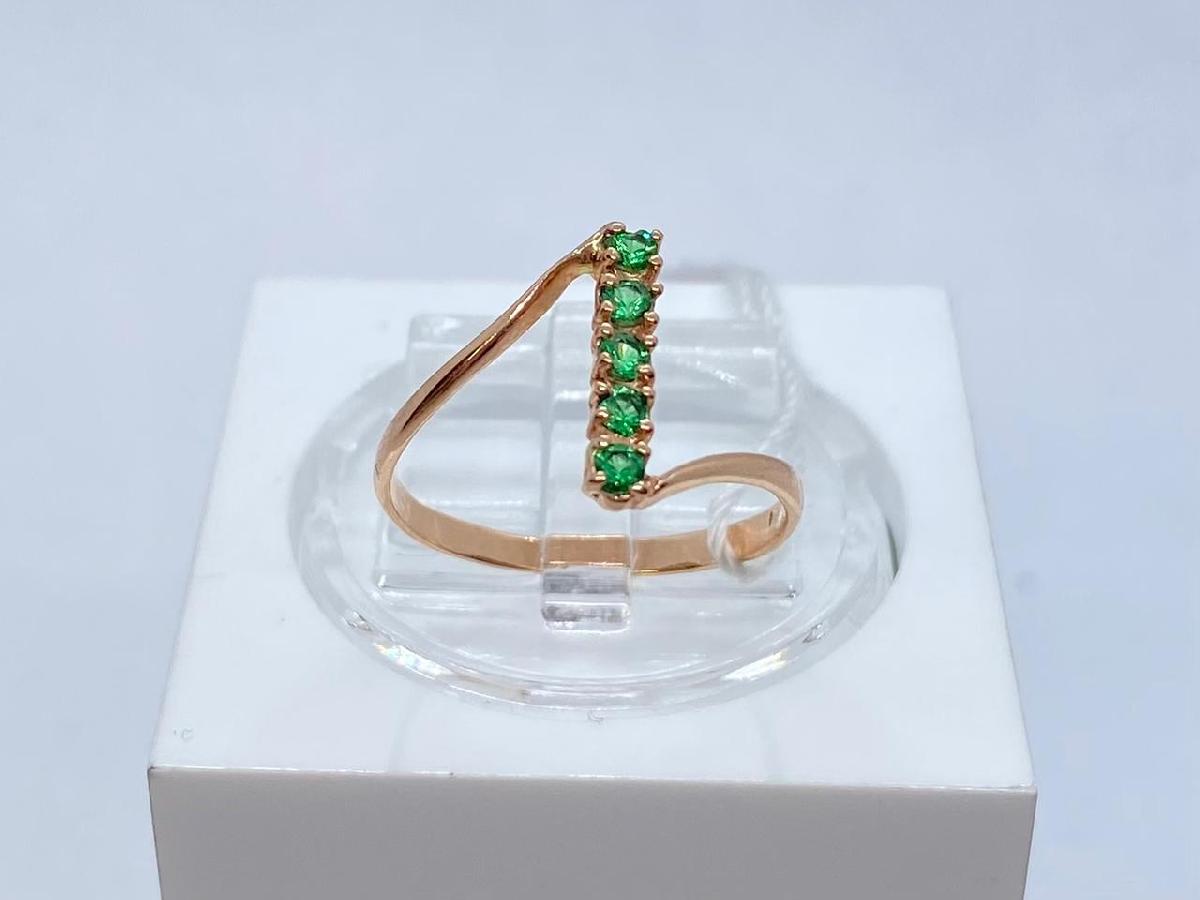 КОЛЬЦО С КАМНЯМИ (Au 585)