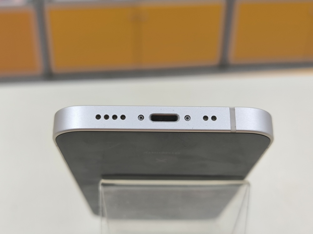 Смартфон Apple iPhone 13 Mini 128Gb