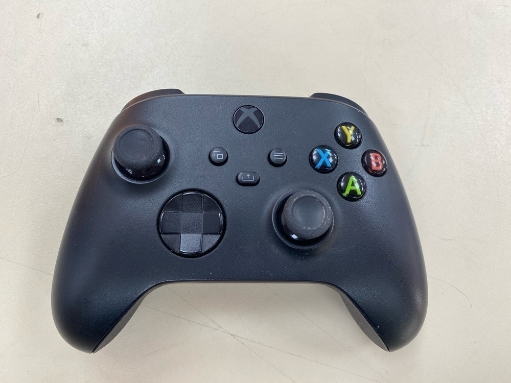 Игровая приставка Xbox One X 1Tb